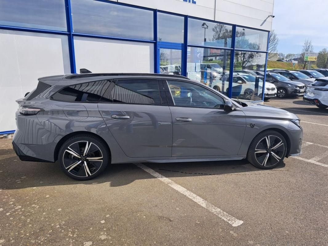 Peugeot 308 SW III BleuHdi 130 EAT GT miniature 6