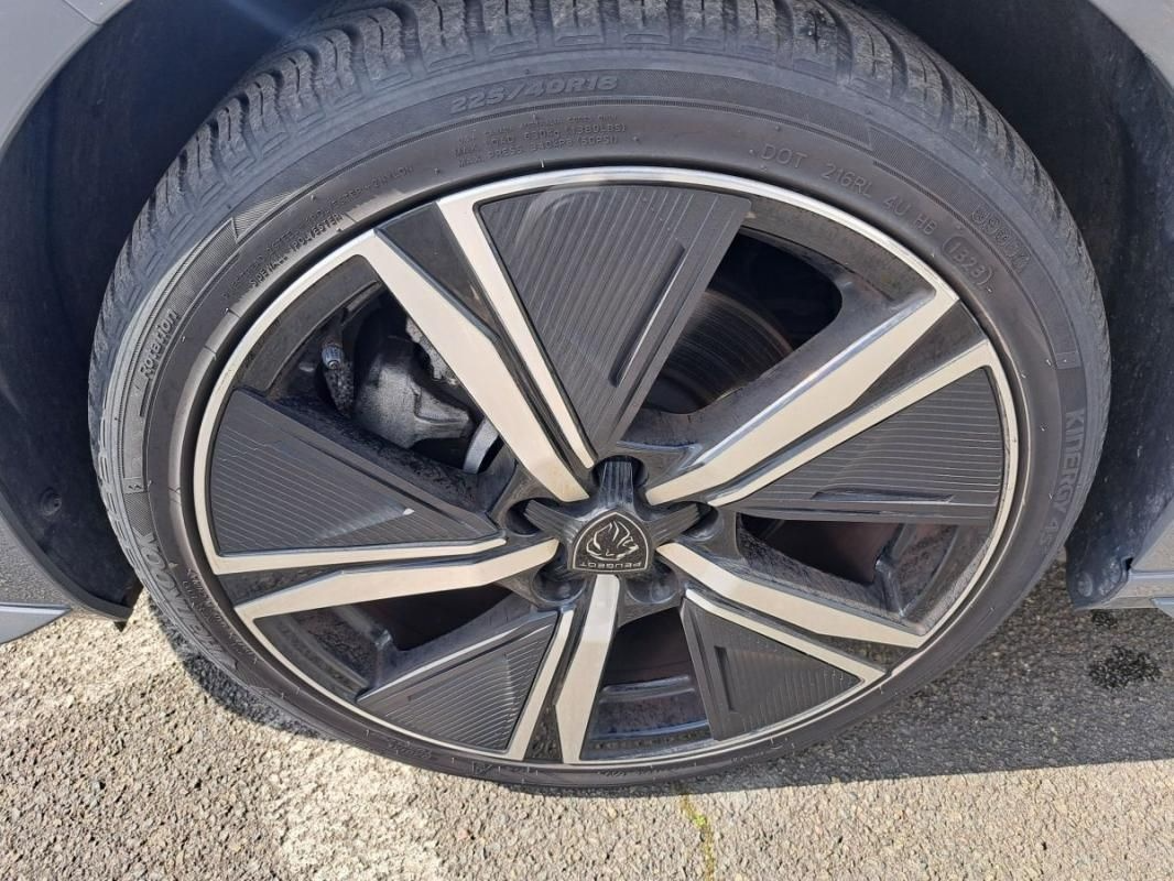 Peugeot 308 SW III BleuHdi 130 EAT GT miniature 14