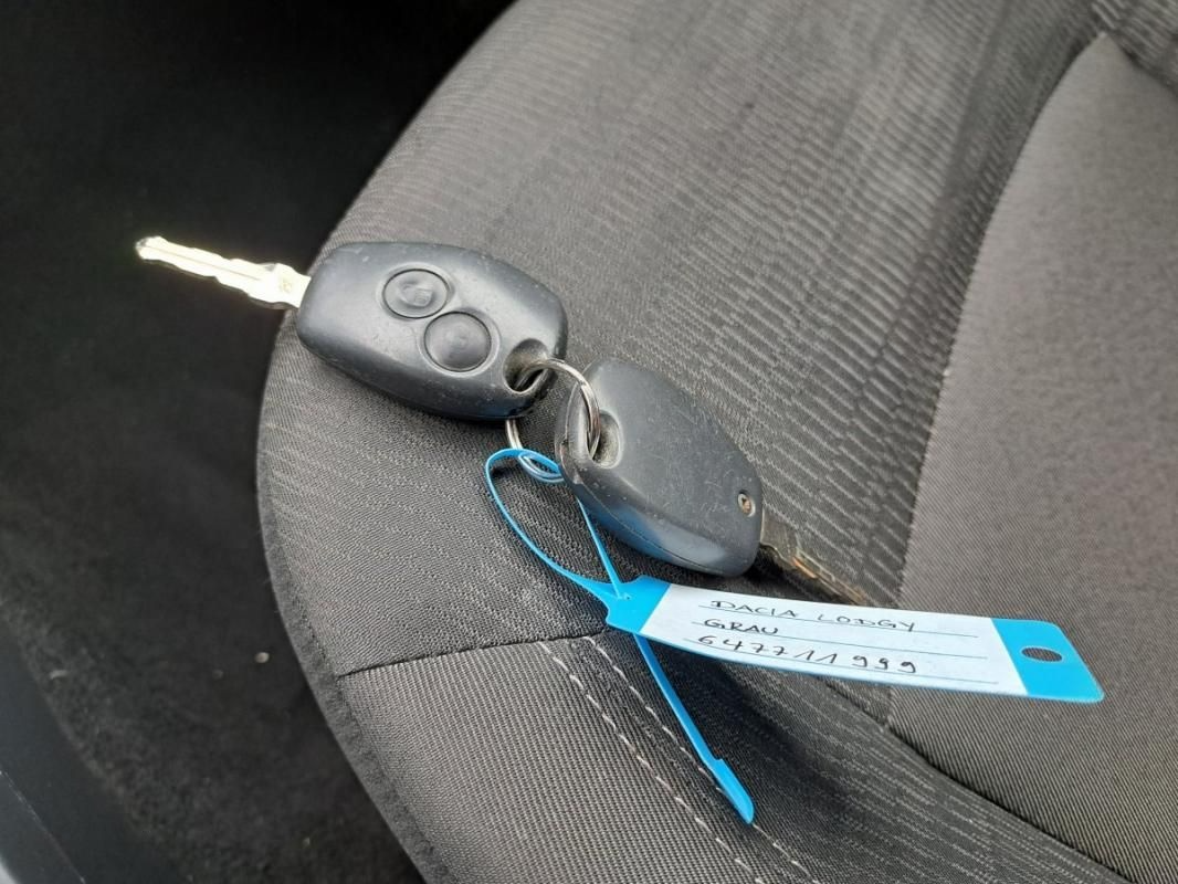 Dacia Lodgy 7 Places Prestige 1.5 dci 110 eco2 miniature 5
