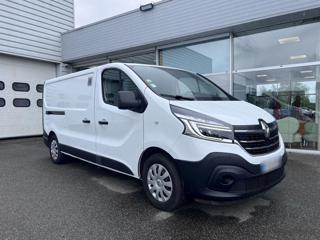 Renault Trafic (3) miniature 3
