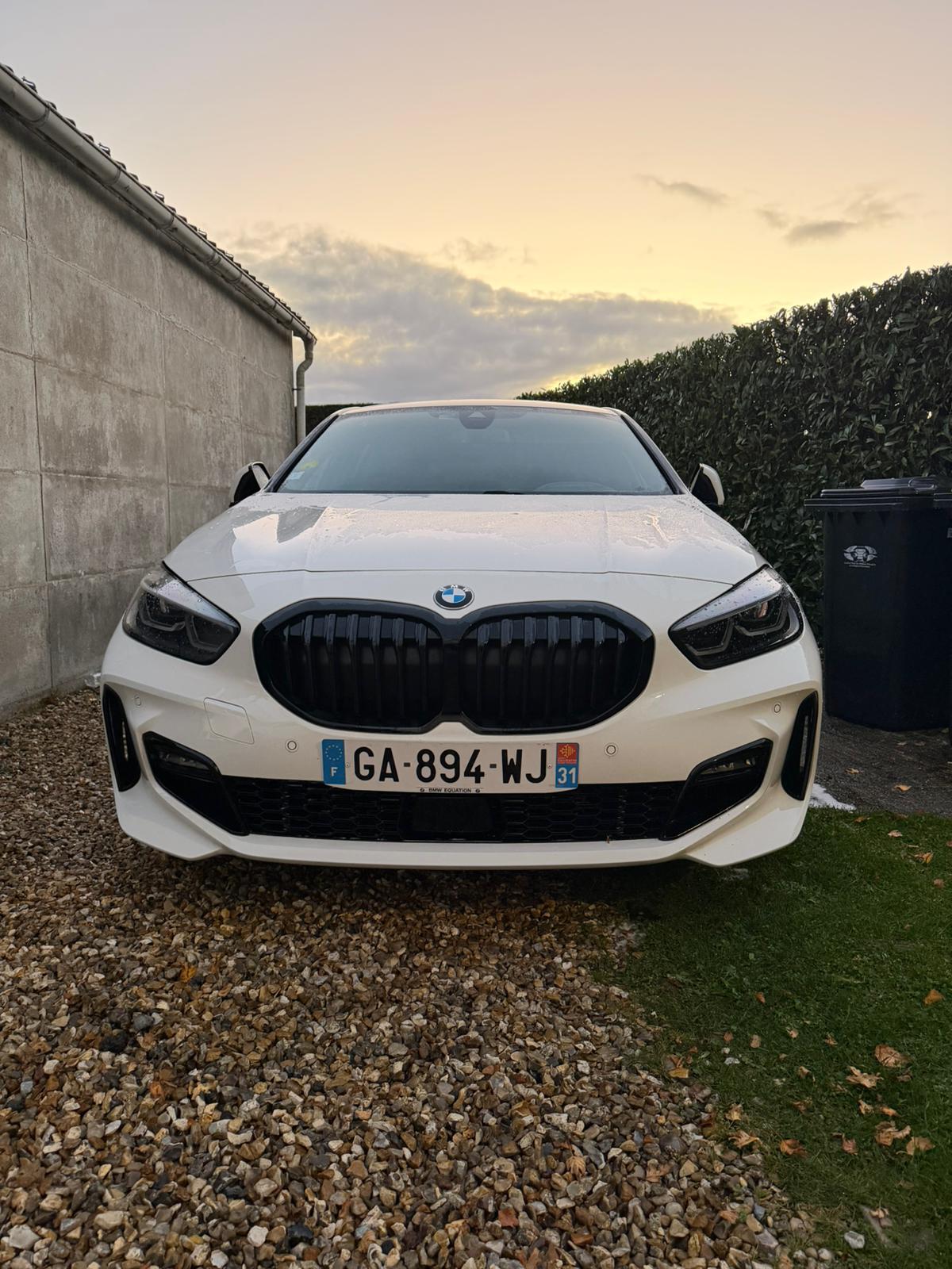 BMW 118D Pack M Sport miniature 2