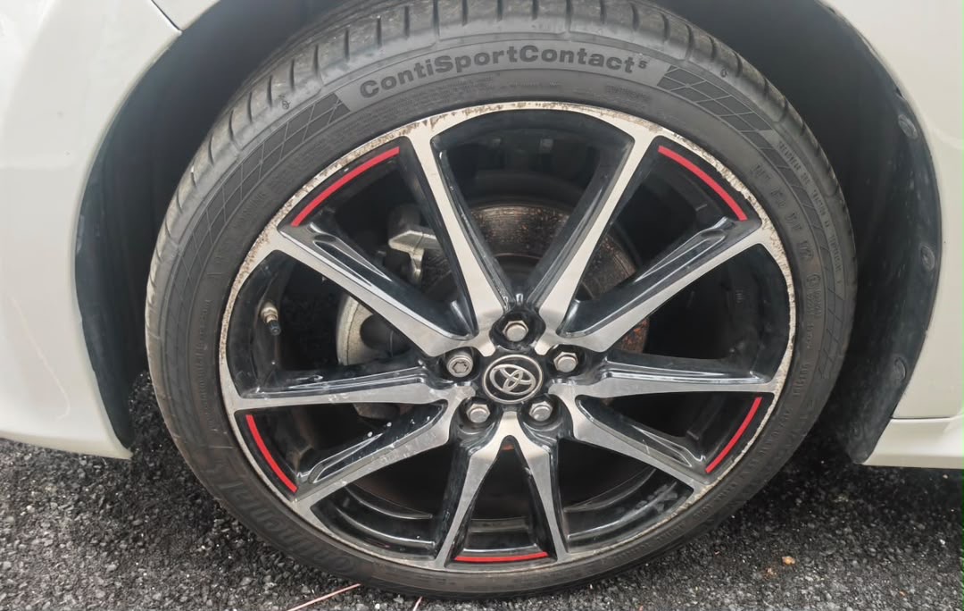 Toyota Yaris hybride miniature 11