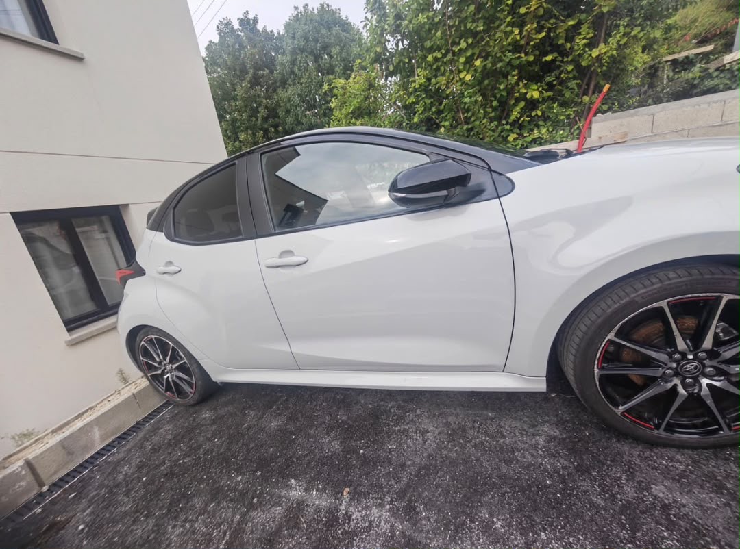 Toyota Yaris hybride miniature 13