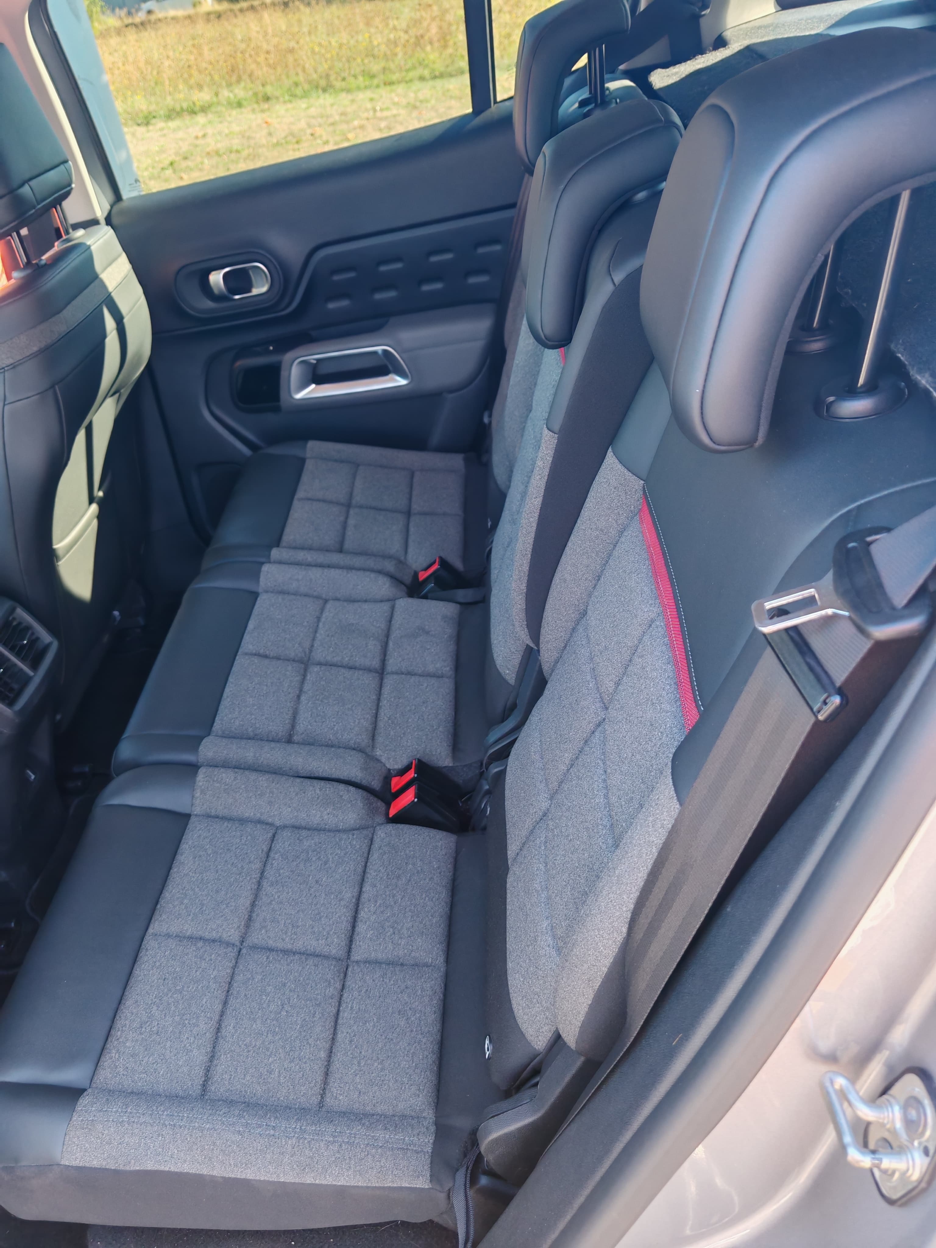 Citroën C5 Aircross Hybride 2020 miniature 13